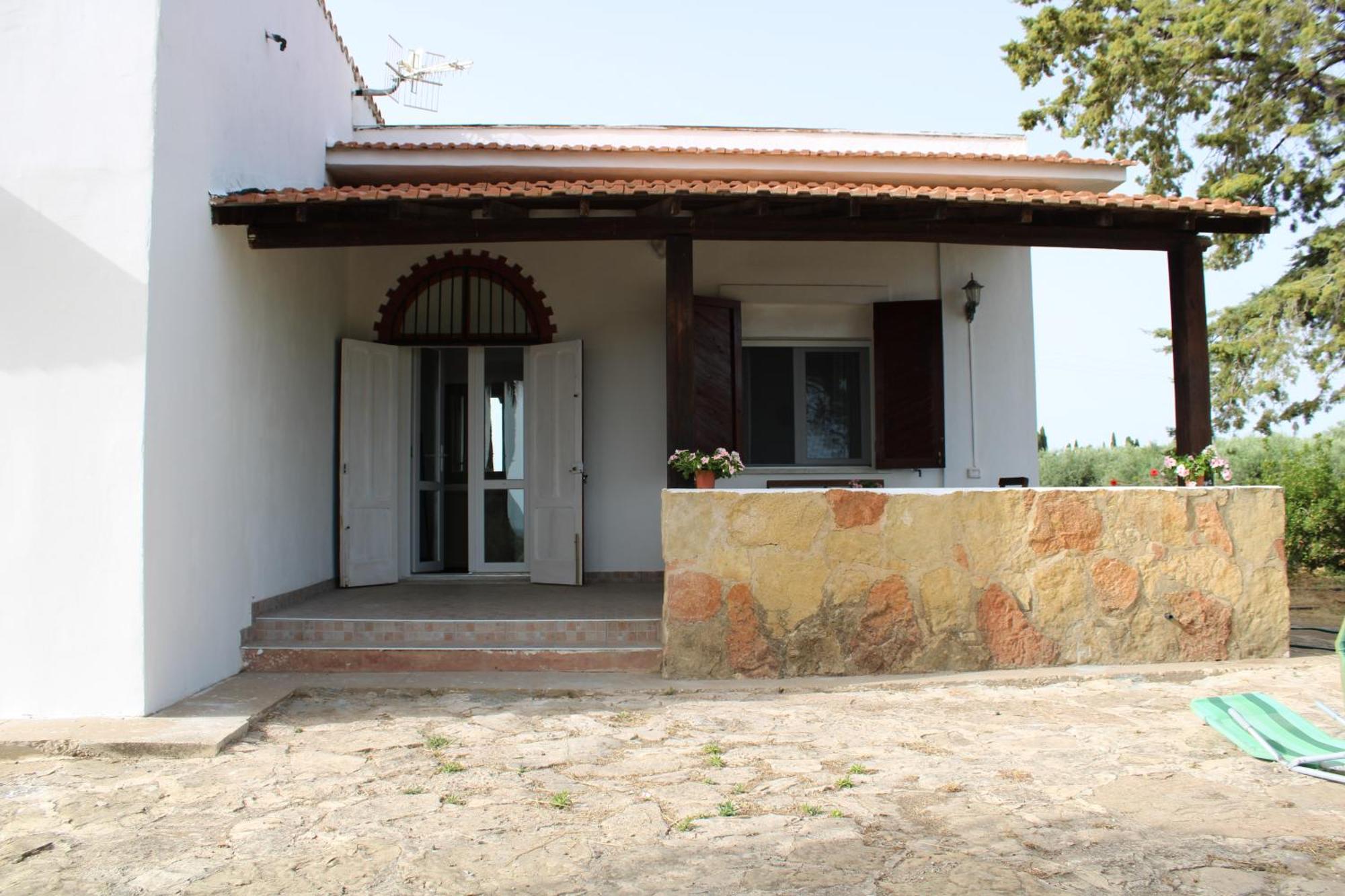 Casa Bouganville Villetta Tra Le Vigne E Il Mare 멘피 외부 사진